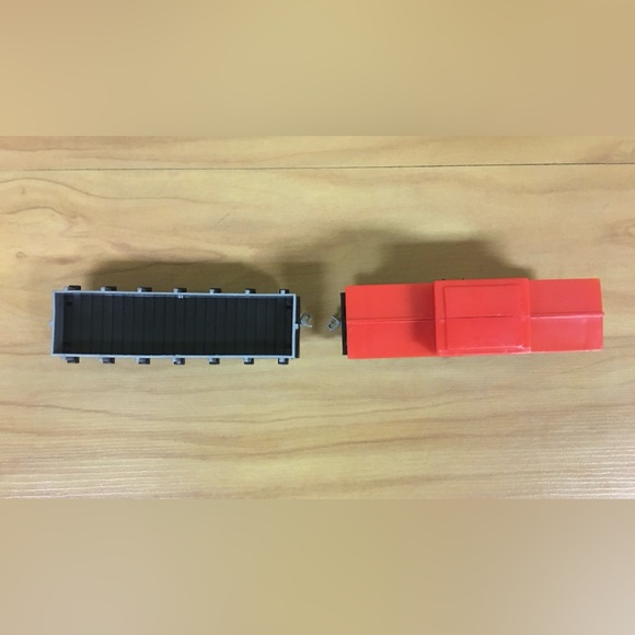 Vintage T&S Collectible Trains 4 Piece Set - Picture 10 of 12